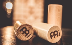  Shaker  Meinl Wood Shaker - Oak Wood round