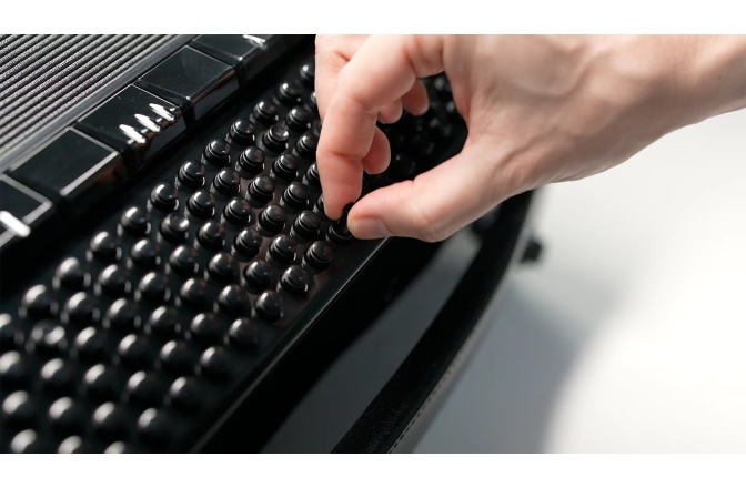 Acordeon digital Korg Fisa Suprema Button
