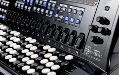 Acordeon digital Korg Fisa Suprema Button