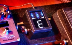 Acordor / Tuner chitară Korg Pitchblack XS