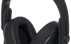 AKG K361