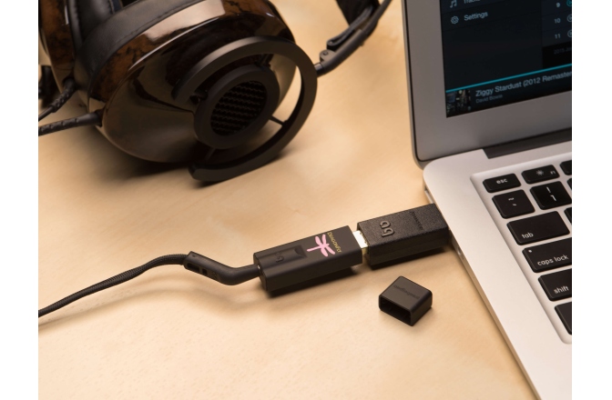 Amplificator de casti si DAC  Audioquest DragonFly Black
