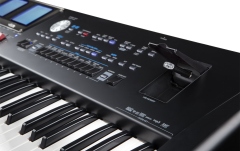Aranjor profesional Roland BK-9
