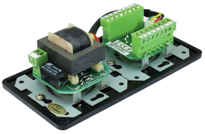 Atenuator de volum și selector de sursă Omnitronic PA Vol Contr/Prog Select 45W mono bk
