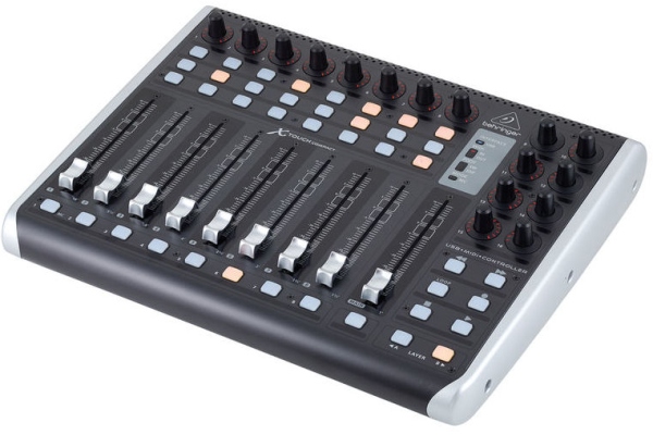 X-Touch Compact X-Touch Compact