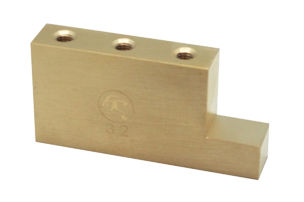 FROFTBL32 - Fat Brass L Shaped Tremolo Block - 32 mm FROFTBL32 - Fat Brass L Shaped Tremolo Block - 32 mm