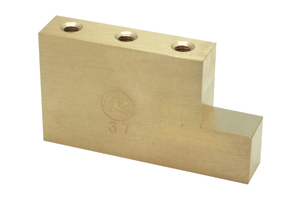 FROFTBL37 - Fat Brass L Shaped Tremolo Block - 37 mm FROFTBL37 - Fat Brass L Shaped Tremolo Block - 37 mm