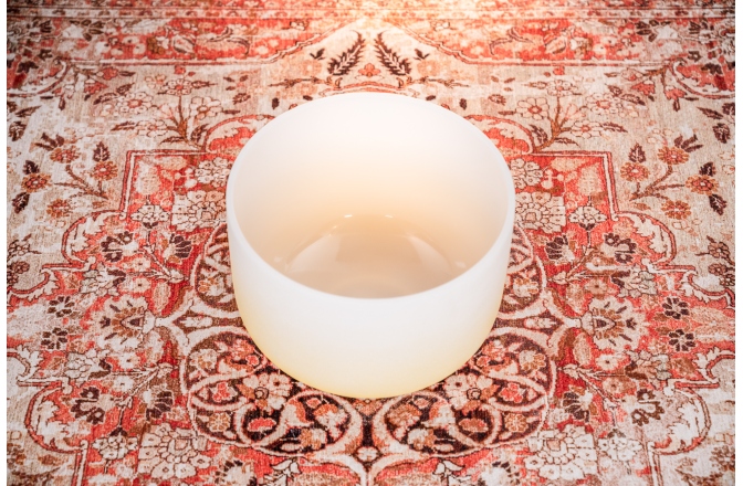 Bol de mdeitație Meinl Crystal Singing Bowl, color-frosted, 12" / 30 cm, Note E4, Solarplexus Chakra