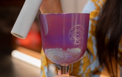 Bol de meditație cu mâner Meinl 3.75"Essence Solfeggio Crystal Singing Bowl Sol 741 Hz, Lavender Purple