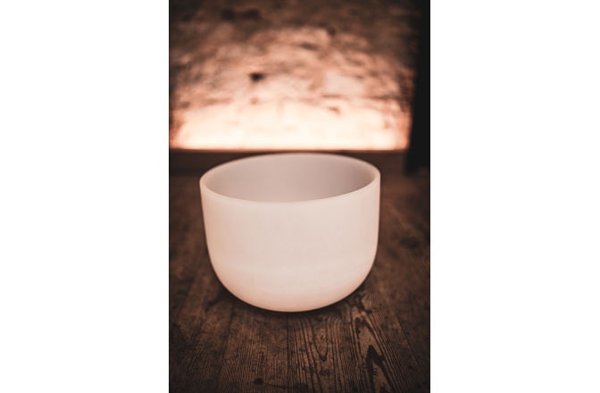 Bol de meditație Meinl Crystal Singing Bowl, white-frosted, 13" / 33 cm, Note D4, Sacral Chakra