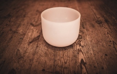 Bol de meditație Meinl Crystal Singing Bowl, white-frosted, 8" / 20 cm, Note F4, Heart Chakra