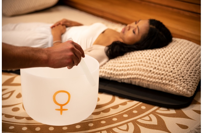 Bol de meditaţie  Meinl Planetary Tuned Crystal Singing Bowl, 12" / 30 cm, Venus 221.23 Hz, Brow Chakra