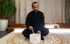 Bol sonic de cristal Meinl Sonic Energy 10'' TCM Crystal Singing Bowl, Wood 324 Hz