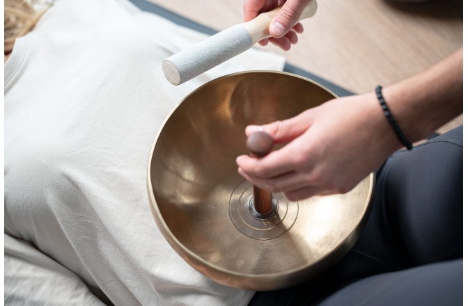 Boluri de meditaţie Meinl Cosmos Therapy Singing Bowl Set, incl. Suction Holders and Resonant Mallet