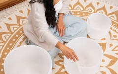 Boluri de meditaţie Meinl CS Bowls Set, white frosted, Note A4, F4, C4, Brow- Heart -Root Chakra