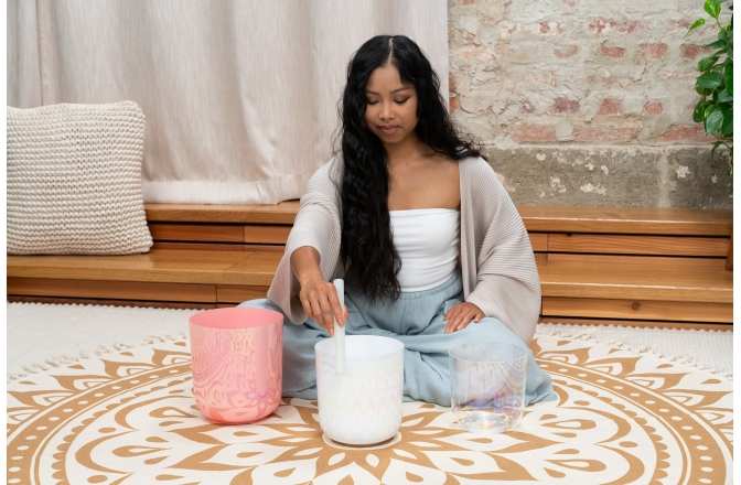Boluri de meditaţie Meinl EC Singing Bowl Set, Note E4, B3, G3, Solarplexus-Crown-Throat Chakra