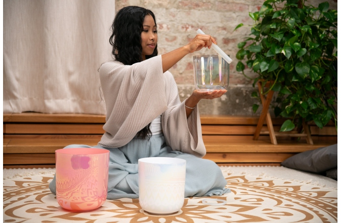 Boluri de meditaţie Meinl EC Singing Bowl Set, Note E4, B3, G3, Solarplexus-Crown-Throat Chakra