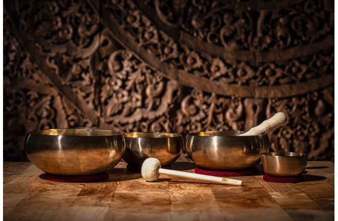 Boluri de meditaţie Meinl Singing Bowl Set - COSMOS SERIES - Consists of: 4 Singing Bowls