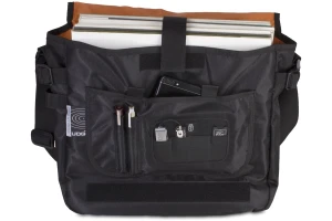 UDG Ultimate CourierBag B/O