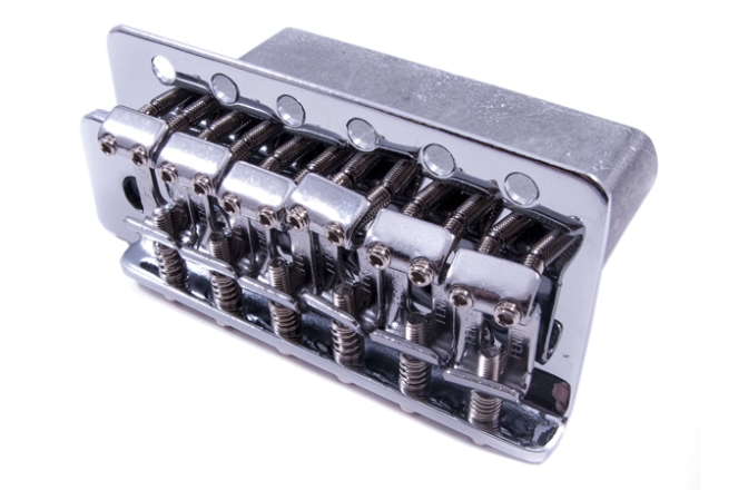 Bridge pentru chitare ST Fender Vintage-Style Standard Series Stratocaster Tremolo Assembly LH