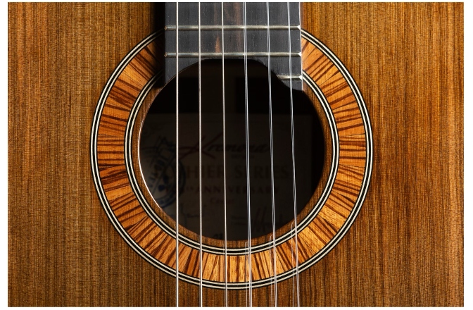 Chitară clasică Kremona Luthier 100th Year Anniversary Thermally Treated Red Cedar /Solid Ziricote