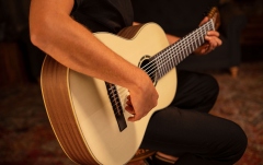 Chitară clasică Ortega Family Series Pro Classical Guitar 7 String - Solid Spruce + Bag