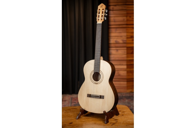 Chitară clasică Ortega TS 4/4 6-String - Natural Spruce + Dust Cover