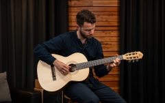 Chitară clasică Ortega TS 4/4 6-String - Natural Spruce + Dust Cover