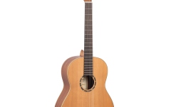 Chitară clasică stângaci Ortega Family Series 4/4 Classical Guitar Slim Neck Lefty - Natural Cedar + Bag