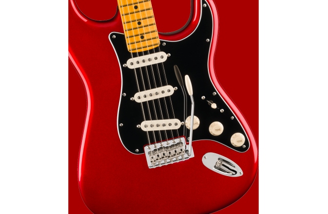 Elektromos gitár Fender Limited Edition American Professional Classic Stratocaster featuring the Fender Silent System™ Maple Fingerboard Candy Apple Red