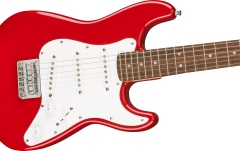 Chitară Electrică Fender Squier Mini Stratocaster Laurel Fingerboard Dakota Red