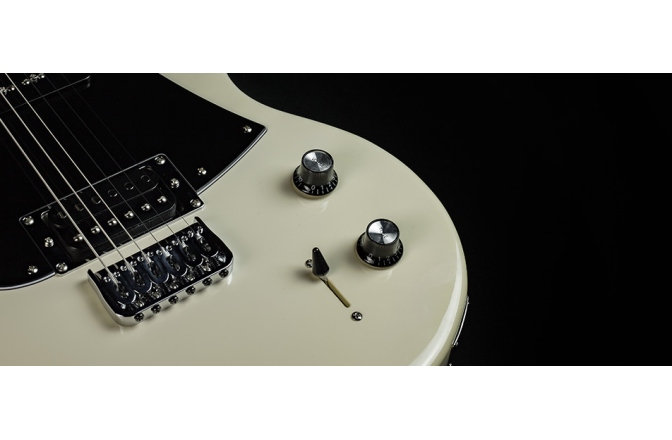 Chitară electrică Shergold Masquerader Standard SM11 Solid Quartz White Gloss