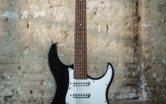 Chitară electrică Yamaha Pacifica 112V BL RL