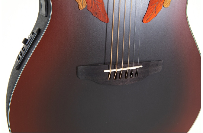 Chitara electro-acustica Ovation  Celebrity Elite Mid Cutaway Reverse Red Burst