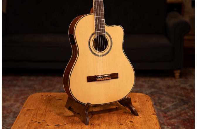 Chitară electro-clasică  Ortega Family Series Pro Acoustic Guitar 6 String - Solid Canadian Engelmann Spruce + Bag