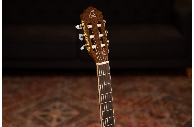 Chitară electro-clasică  Ortega Family Series Pro Acoustic Guitar 6 String - Solid Canadian Engelmann Spruce + Bag