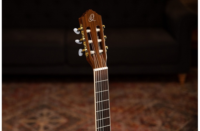 Chitară electro-clasică Ortega Family Series Pro Classical Guitar 6 String - Solid Canadian Engelmann Spruce + Bag