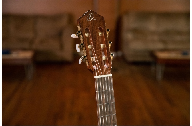 Chitară electro-clasică Ortega Performer Series Classical Electic Nylon String Guitar 4/4 Medium Neck - + Bag