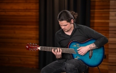 Chitară electro- clasică Ortega TourPlayer DeLuxe Lefty - Flamed Maple Blue + Gig Bag