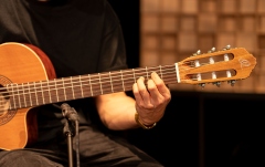 Chitară electro-clasică   Ortega Traditional Series Classical Guitar 4/4 Thinline - All Gloss + Bag