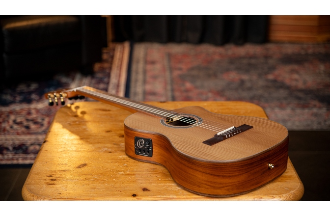 Chitară electro-clasică Ortega TS 7/8 Nylon String Guitar 6 String + Bag