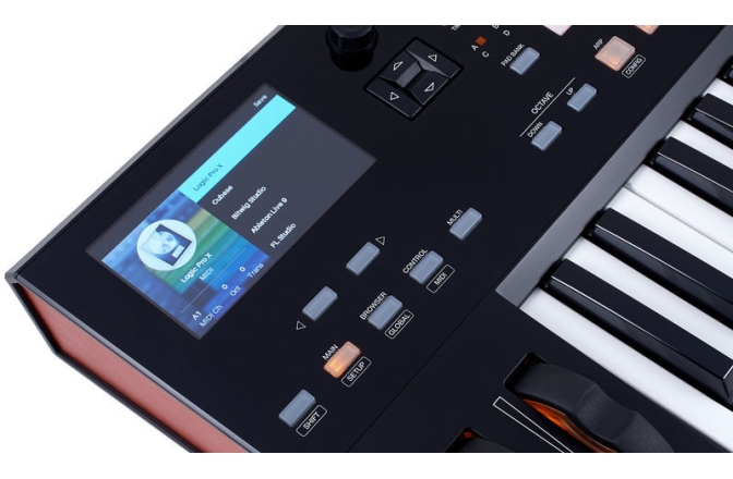 Claviatura MIDI cu 25 de clape Akai Advance 25