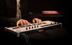 Claviatură MIDI si Sequencer Arturia KeyStep Pro