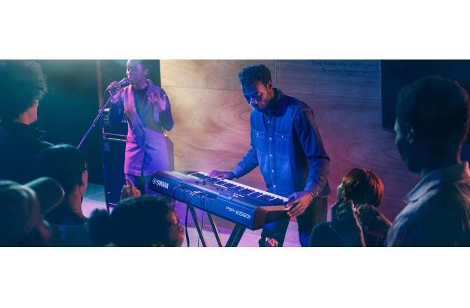Claviatură portabilă Yamaha PSR-E583