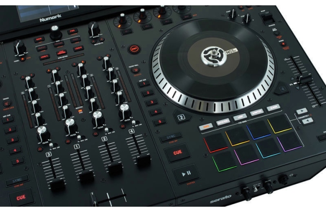 Consola / controller DJ Numark NS7 III