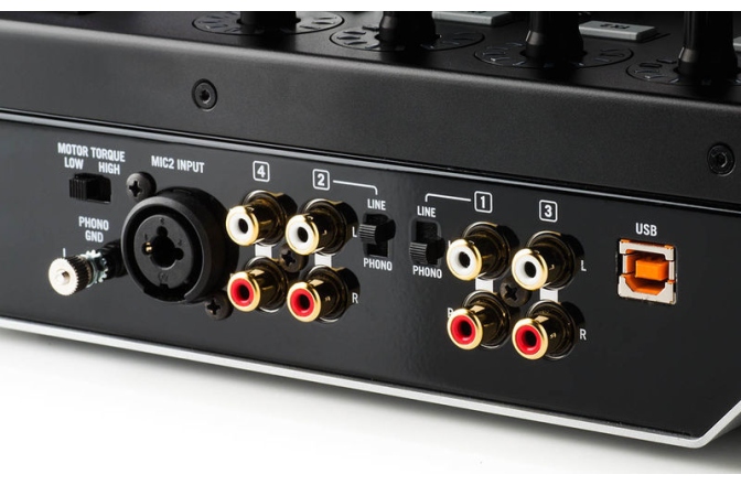 Consola digitala DJ Numark NS7 II