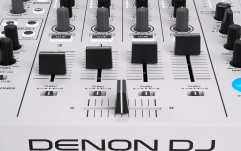 Consolă DJ Denon DJ SC Live 4 White