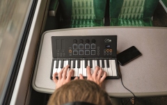 Controler MIDI pliabil Carry-On Midi Folding Controller 25 Keys