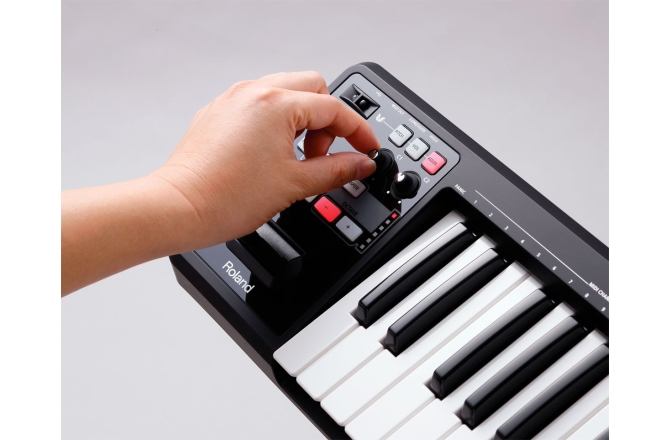 Controler MIDI Roland A-49 Black