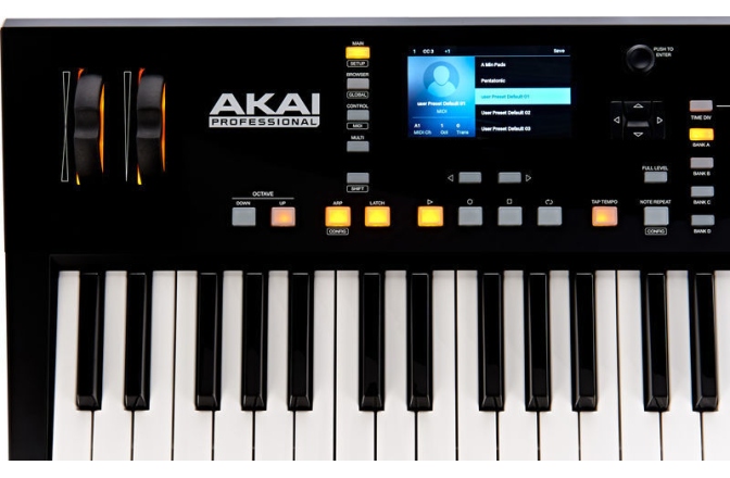 Controller MIDI cu 61 de clape Akai Advance 61